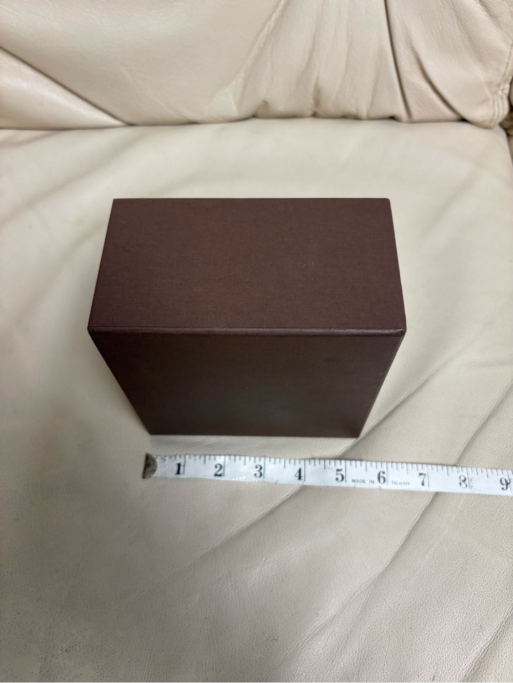 EMPTY LOUIS VUITTON Brown Pull Out Gift Box Beige - Picture 5 of 12